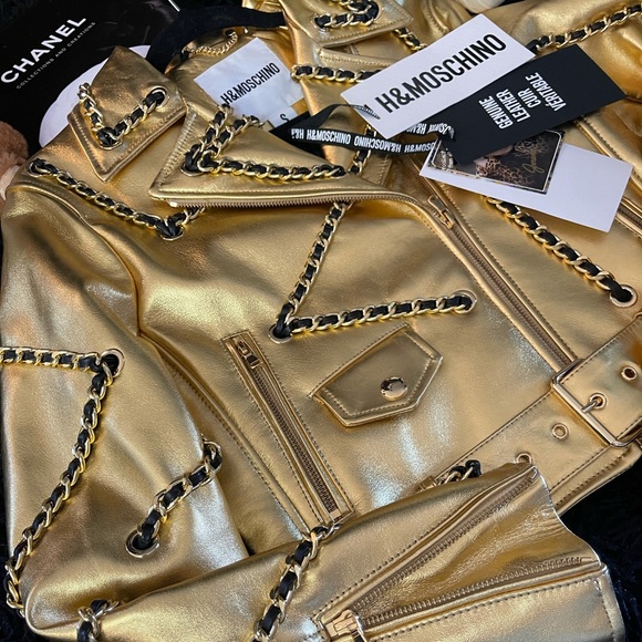 Moschino x Limited Edition Gold Genuine Leather Jacket with Chains - Picture 6 of 10